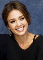 Jessica Alba Longsleeve T-shirt #2242734