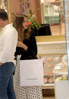 Jessica Alba Sweatshirt #3253977