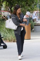 Jessica Alba Sweatshirt #3315594