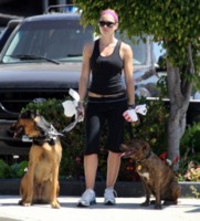 Jessica Biel Sweatshirt #1462251