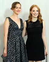 Jessica Chastain Longsleeve T-shirt #2839304