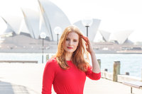 Jessica Chastain Longsleeve T-shirt #2985350