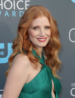 Jessica Chastain Longsleeve T-shirt #3741985
