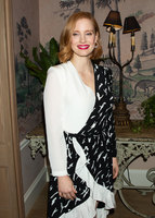 Jessica Chastain Longsleeve T-shirt #3761990