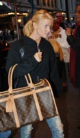 Jessica Simpson tote bag #G191528