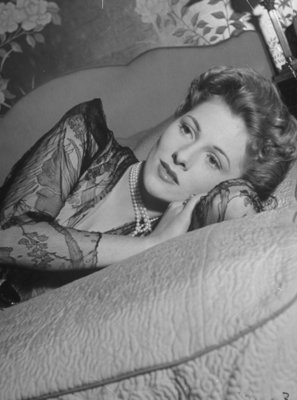 Joan Fontaine puzzle 2672498