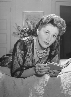 Joan Fontaine stickers 2672503