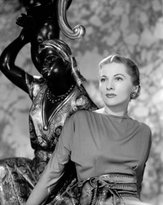 Joan Fontaine Poster 2672513