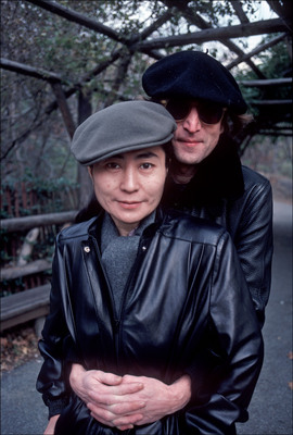 John Lennon and Yoko Ono magic mug