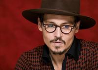 Johnny Depp Longsleeve T-shirt #2231446