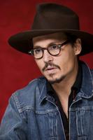 Johnny Depp Longsleeve T-shirt #2231457