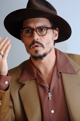 Johnny Depp Poster 2400797