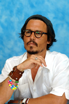 Johnny Depp Poster 2400809