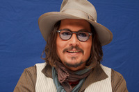 Johnny Depp Longsleeve T-shirt #2447301