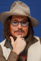 Johnny Depp Longsleeve T-shirt #2447315
