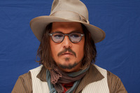Johnny Depp Longsleeve T-shirt #2447397