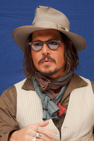 Johnny Depp Longsleeve T-shirt #2447404