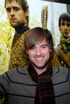 Jonas Armstrong puzzle 2906617