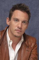 Jonathan Rhys Meyers Sweatshirt #2260023