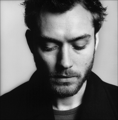 Jude Law Poster 2107417
