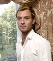 Jude Law Longsleeve T-shirt #2215431