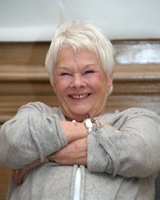Judi Dench Longsleeve T-shirt #2479810