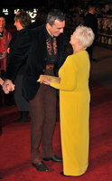 Judi Dench Sweatshirt #3070917