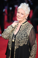 Judi Dench Longsleeve T-shirt #3071028