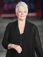 Judi Dench Longsleeve T-shirt #3071029
