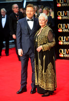 Judi Dench Sweatshirt #3071109
