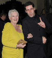 Judi Dench t-shirt #3071135