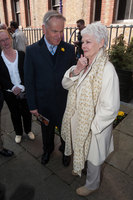 Judi Dench Longsleeve T-shirt #3071209