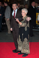 Judi Dench Longsleeve T-shirt #3071228