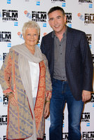 Judi Dench Sweatshirt #3071268