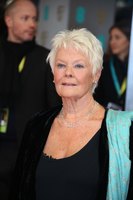 Judi Dench Longsleeve T-shirt #3071272