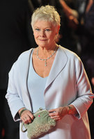Judi Dench Sweatshirt #3071504