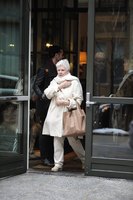 Judi Dench t-shirt #3071532