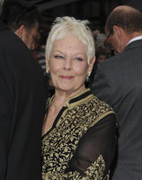 Judi Dench Sweatshirt #3071547