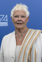 Judi Dench t-shirt #3071558
