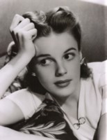 Judy Garland Longsleeve T-shirt #1533449