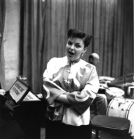 Judy Garland Longsleeve T-shirt #2587052