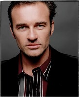 Julian McMahon Longsleeve T-shirt #2211301
