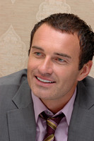 Julian McMahon mug #G565567
