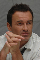 Julian McMahon mug #G565569