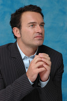 Julian McMahon Longsleeve T-shirt #2229024