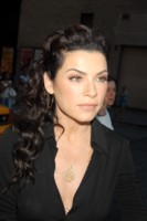 Julianna Margulies t-shirt #1453929