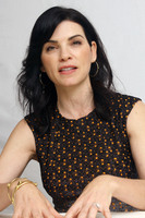 Julianna Margulies hoodie #2157996