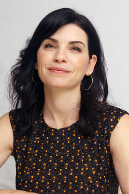 Julianna Margulies stickers 2157997