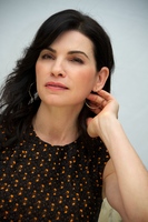 Julianna Margulies Sweatshirt #2224535