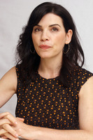 Julianna Margulies Sweatshirt #2242014